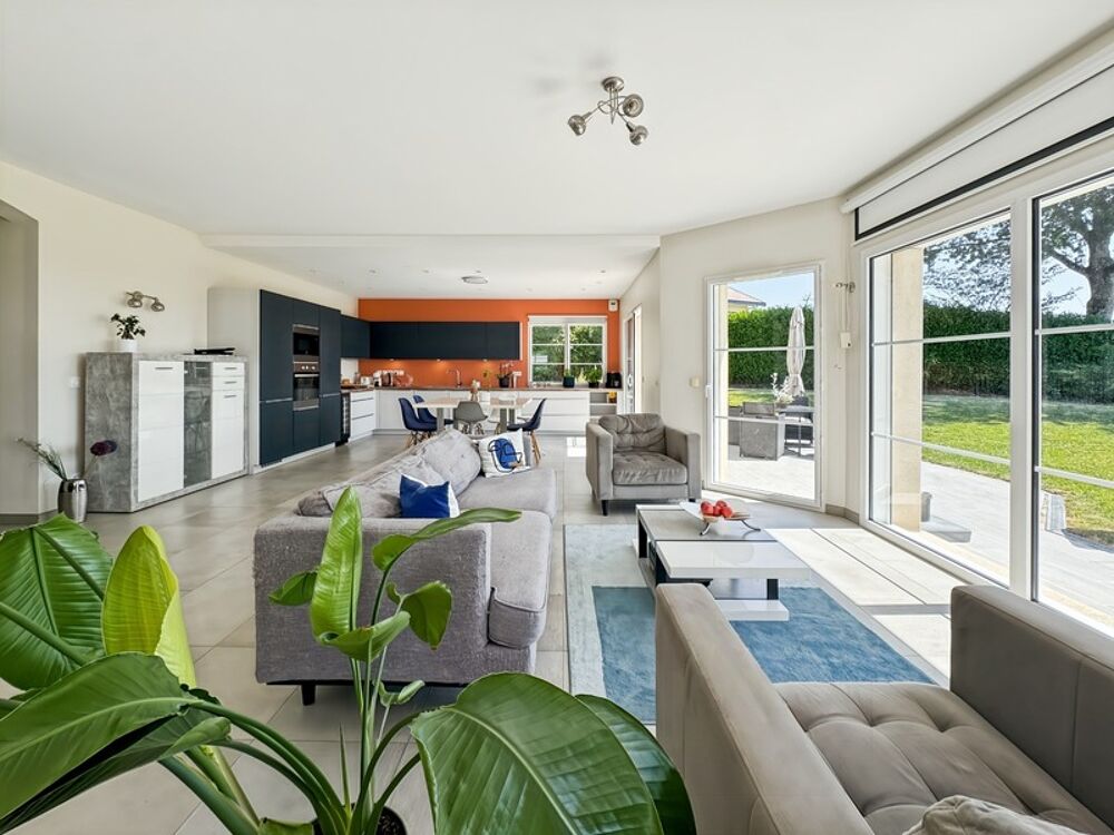 Maison contemporaine + Studio attenant avec sa magnifique vue sur le Mont Blanc