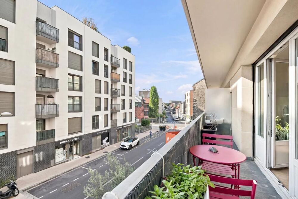 Arcueil  Superbe 3 pièces traversant de 62 m²  Balcon, parking, cave  RER B Laplace et métro ligne 4 Barbara