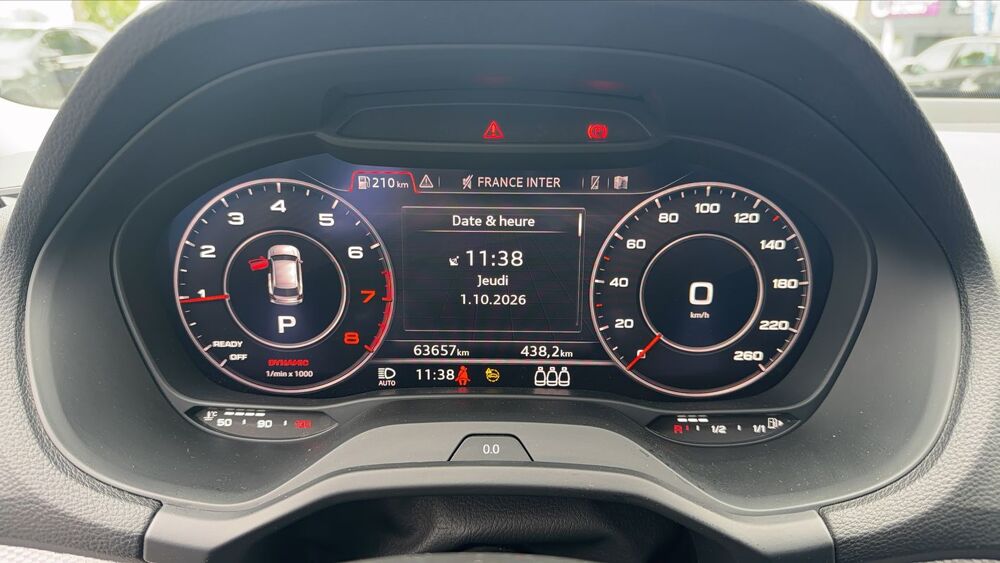 Q2 35 TFSI 150 S tronic 7 Design Luxe - Premi&egrave;re main Entretien 2020 occasion 73000 Chambery