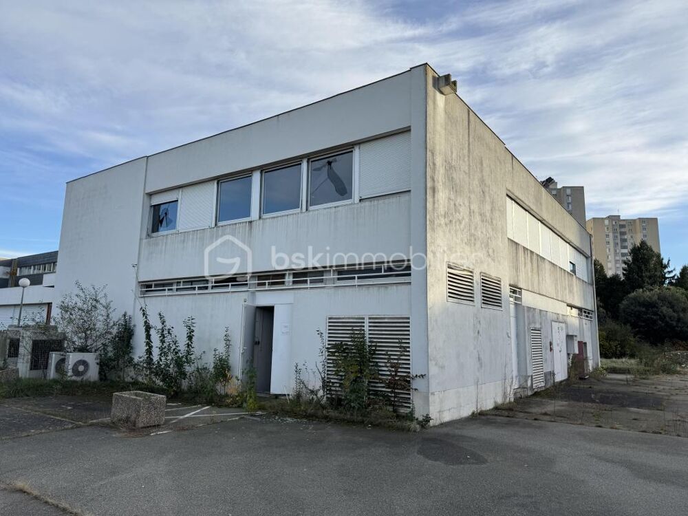 Vente Immeuble TARBES – BÂTIMENT 646 m² – MULTI-USAGES + 15 PLACES DE PARKING Tarbes