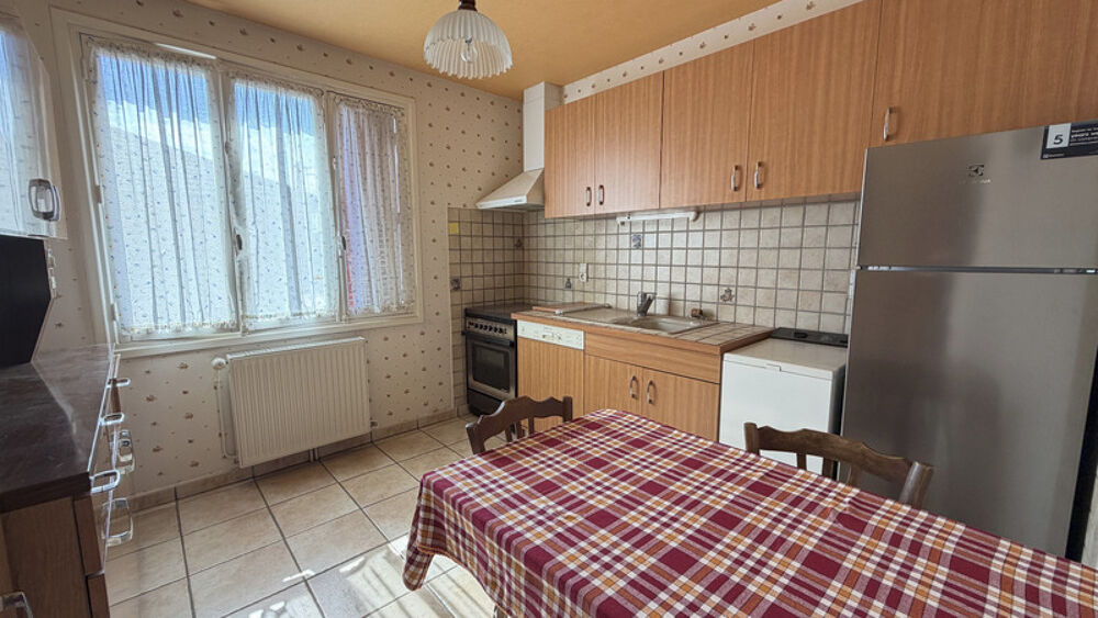 Vente Maison Maison à vendre 3 pièces LA CLAYETTE (71) - 69 m² - 2 chambres - S/SOL COMPLET - terrain 506m² La clayette