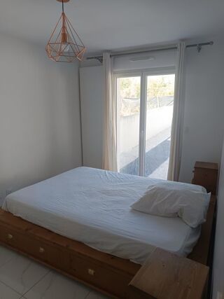  Appartement à louer 1 pièce 14 m²