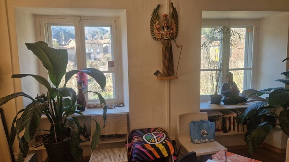 Maison avec activité d'hébergement à vendre 6 pièces DORNAS (07)