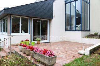  Villa à vendre 10 pièces 183 m²