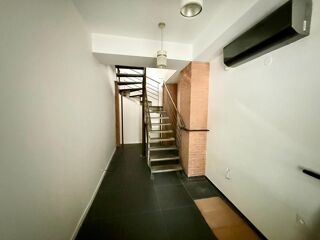  Immeuble à vendre 10 pièces 250 m²