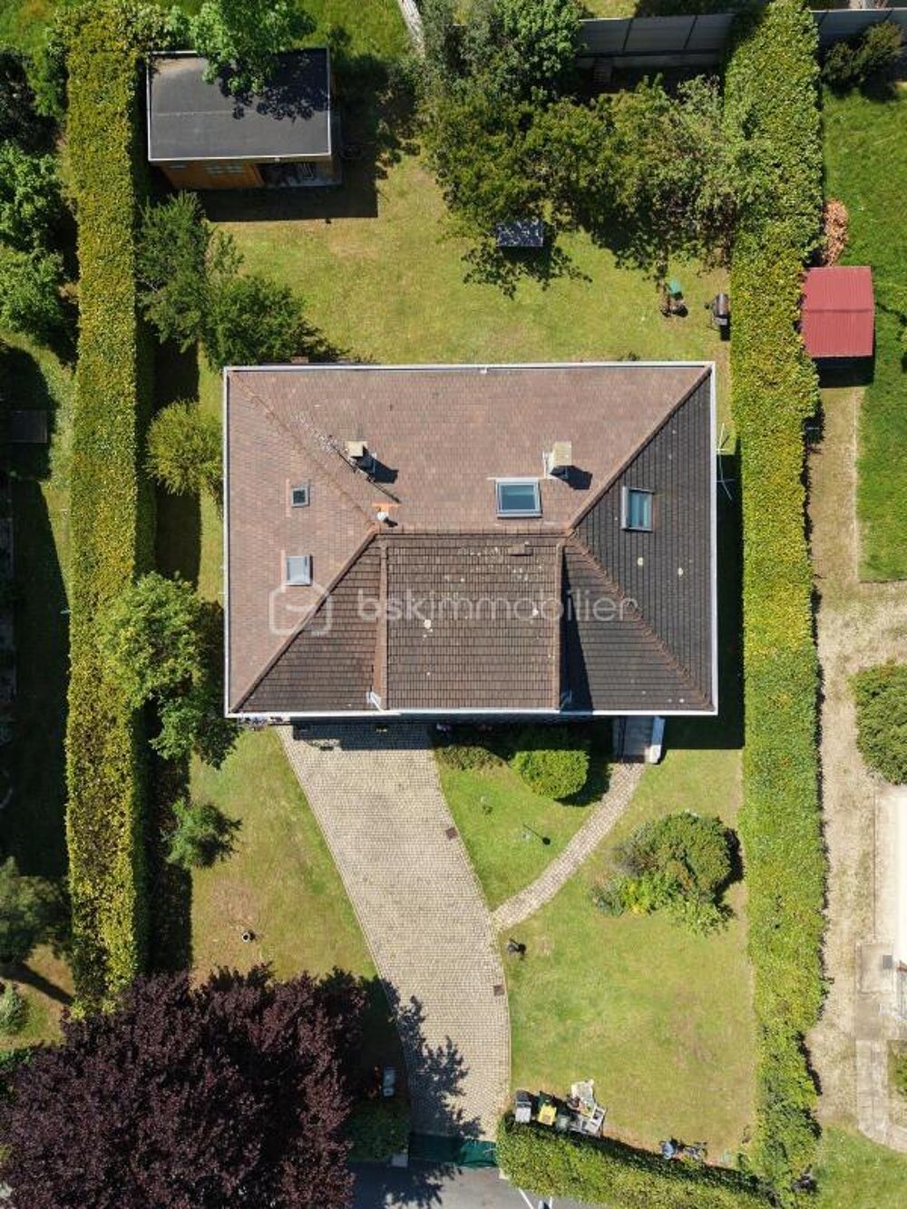 Grande maison familiale avec espace supplémentaire à découvrir - idéale pour TT, famille élargie ou projets futurs