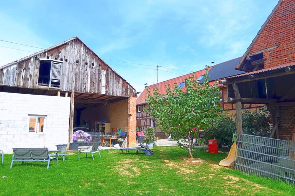 Vente Maison Grande maison Alsacienne rénovée, avec terrain et dépendances, 8 pièces, 246 m2 Wingersheim les quatre bans