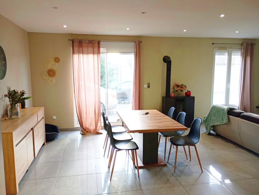 Maison à vendre 5 pièces LA TRIMOUILLE (86)