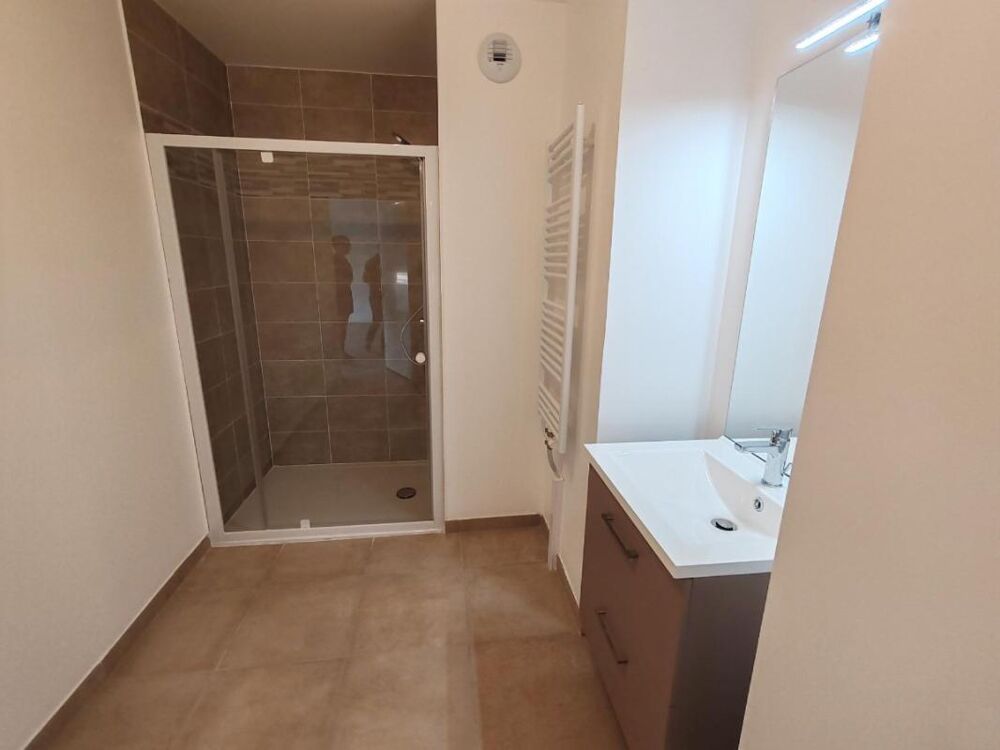 Location Appartement T2 NEUF avec terrasse et parking à CHARTRES Chartres