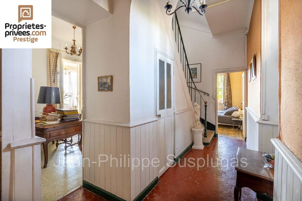 à vendre  Propriété/château Saint-Cyr-sur-Mer (83270)