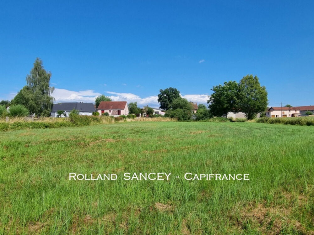 À VENDRE  Maison familiale T5 avec plus de 3 000 m² de terrain FROTEY LES LURE (70)
