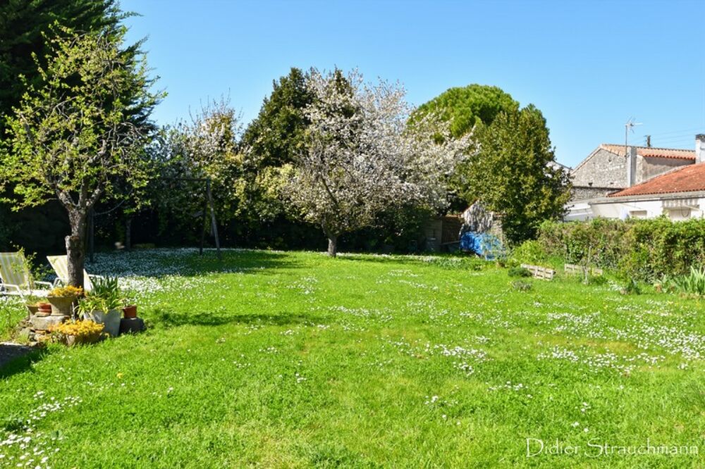 Maison à vendre 7 pièces AIGREFEUILLE D'AUNIS (17)