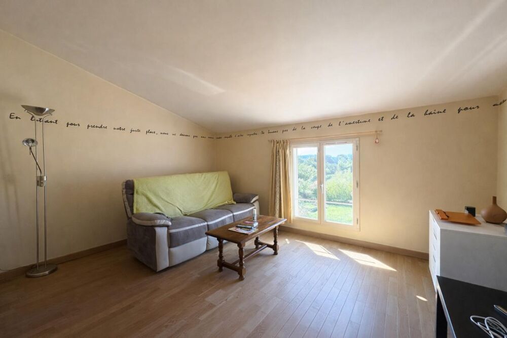 � vendre  Villa Cucuron (84160)