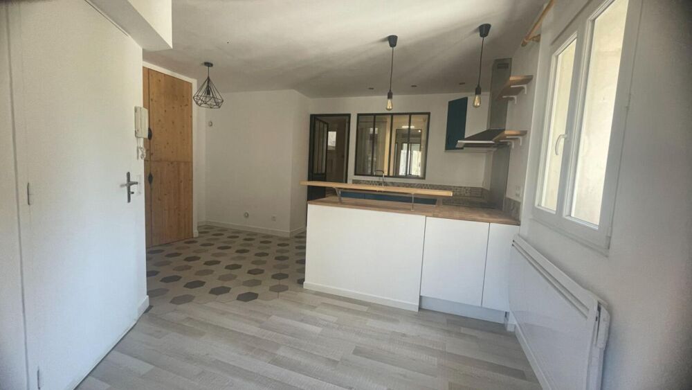 Roquevaire -T2 de 36 m² entièrement rénové