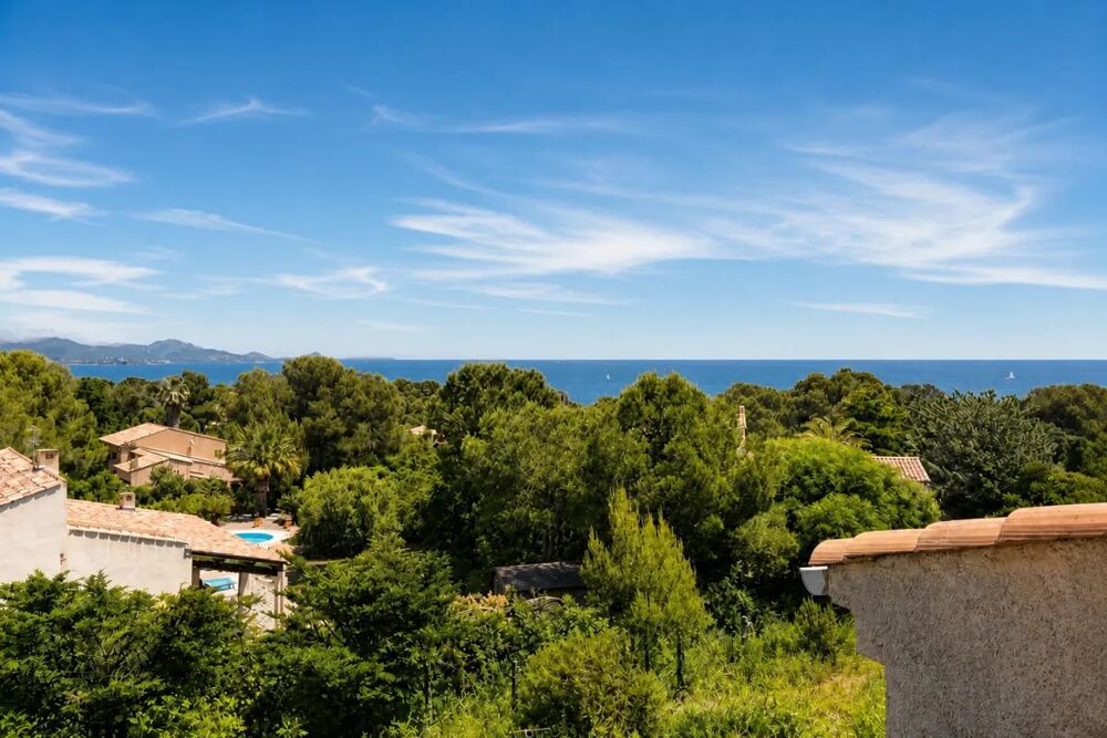 Vente Propriété/Château ST AYGULF GRAND BOUCHAREL - FORT POTENTIEL - TERRAIN 1677M2 Frejus