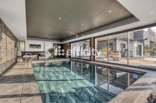  Maison � vendre 8 pi�ces 242 m�