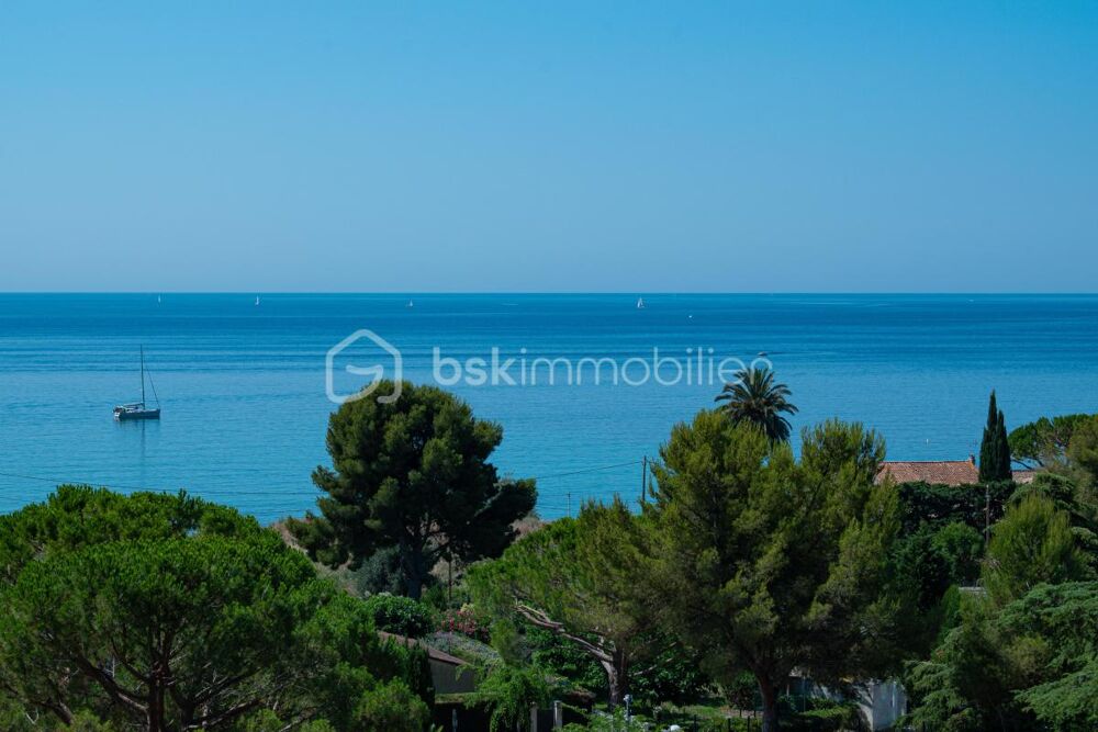 Appartement rénové avec terrasse et vue mer panoramique  La Ciotat