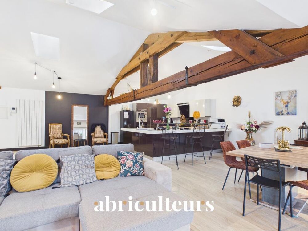 Vente Immeuble Immeuble polyvalent de 333 m² en vente à Saint-Savinien (17350) Saint savinien