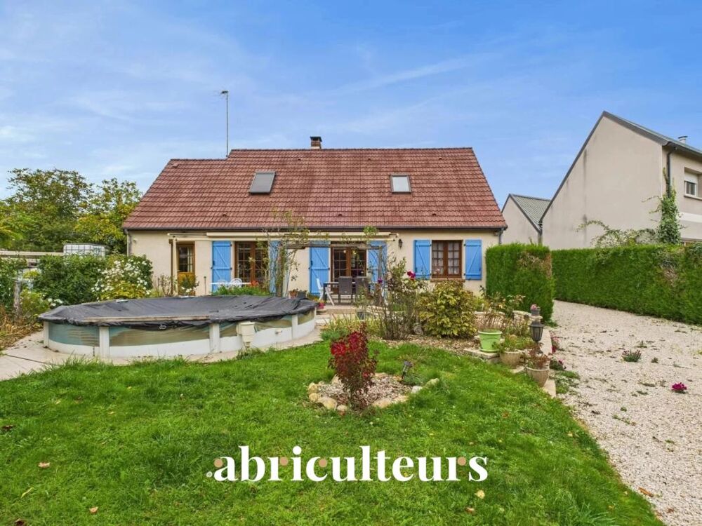 Maison de 3 chambres avec jardin arboré en vente à Châteaudun (28200)