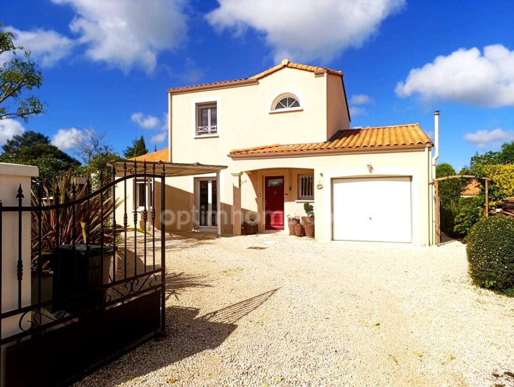 Maison 7 pièces 120 m² · à Saint Maurice le Girard · 120 m² · 237 000 €