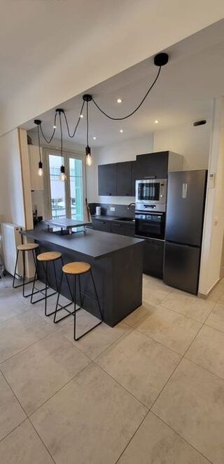  Appartement à louer 3 pièces 60 m²