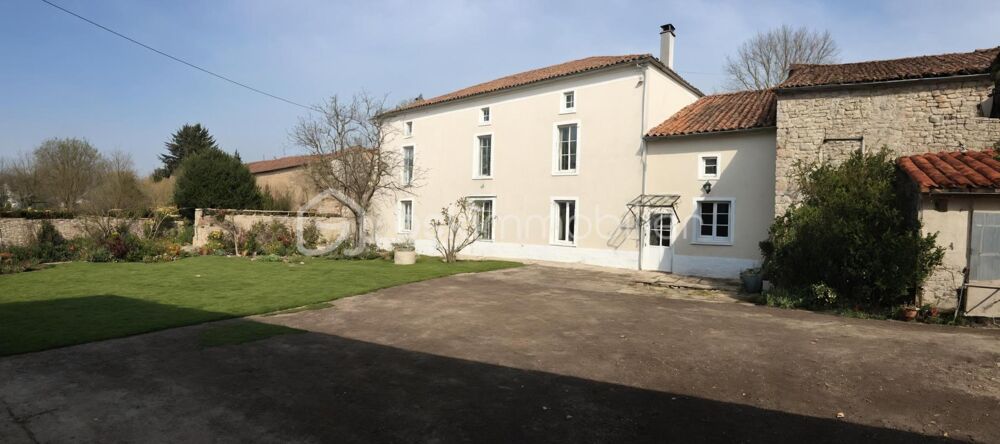 Vente Maison Maison 5 pièces de 166 m² sur un terrain de 2400 m² Fontenille saint martin d entraigues