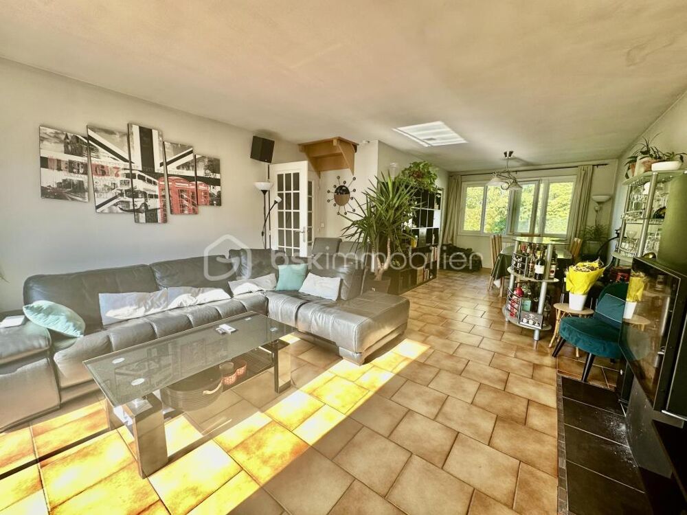 MAISON FAMILIALE 5 CHAMBRES  GRAND JARDIN SANS VIS-À-VIS  CALME ET ESPACE À LA CAMPAGNE