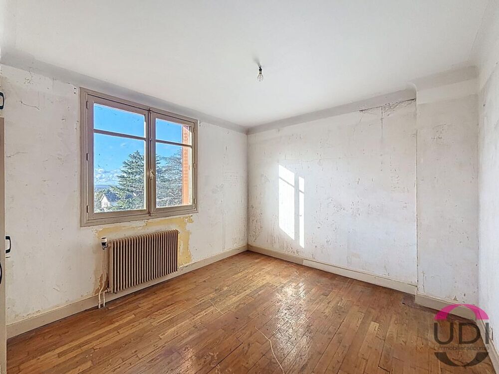 Vente Maison Desertines – Maison de 98 m² à rénover avec jardin, garage et cave Desertines