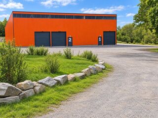  Parking / Garage à vendre 8 pièces 1054 m²