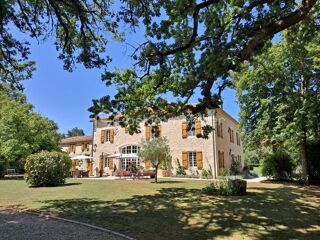  Propriété/château à vendre 10 pièces 432 m²