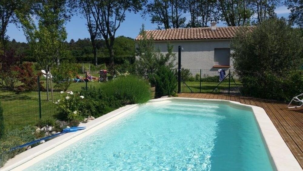 Vente Villa Dpt Aude (11),  vendre proche de LAGRASSE deux maisons de plaine-pied 65m2 environ chacune terrain 1683m2, piscine Lagrasse