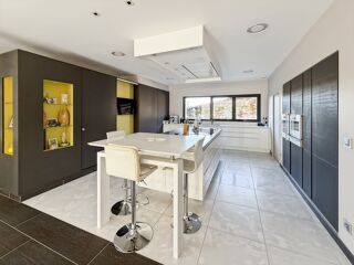  Maison � vendre 7 pi�ces 338 m�