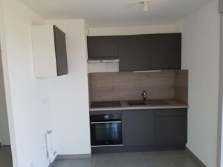 Appartement à louer 2 pièces 42 m²