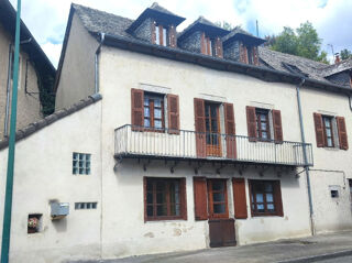  Maison Entraygues-sur-Truyre (12140)