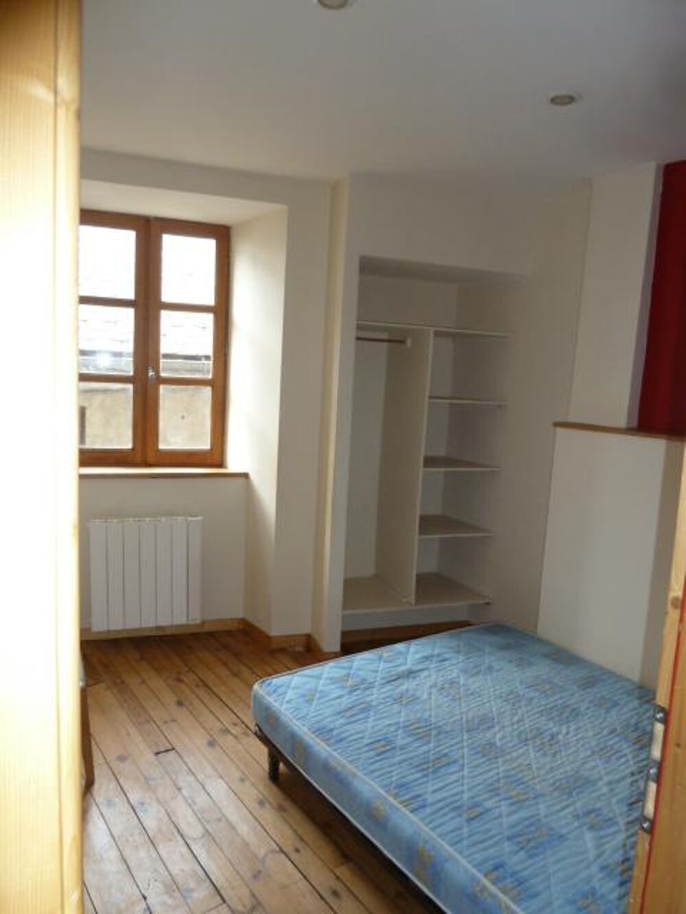 LOCATION T2 MEUBLÉ ISPAGNAC