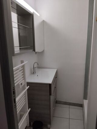  Appartement à louer 2 pièces 30 m²