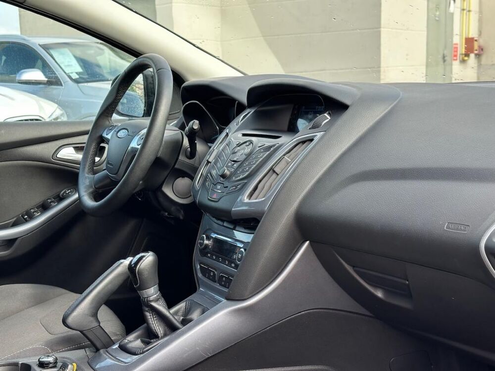 Focus III 1.0 SCTI 100 S&S ECOBOOST TITANIUM BVM5 5P 2013 occasion 78240 Chambourcy