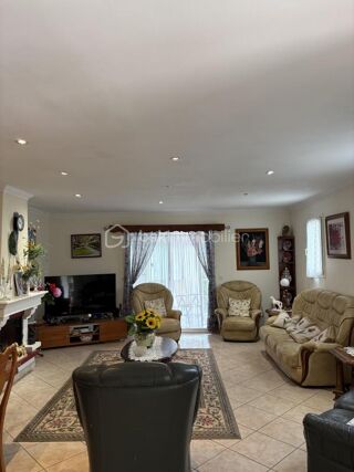  Villa � vendre 8 pi�ces 160 m�