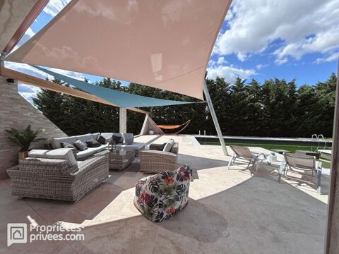   Maison de plain-pied, 5 pi�ces 200 m�, � Pernes-Les-Fontaines Maison - 5 pi�ce(s) - 200 m�