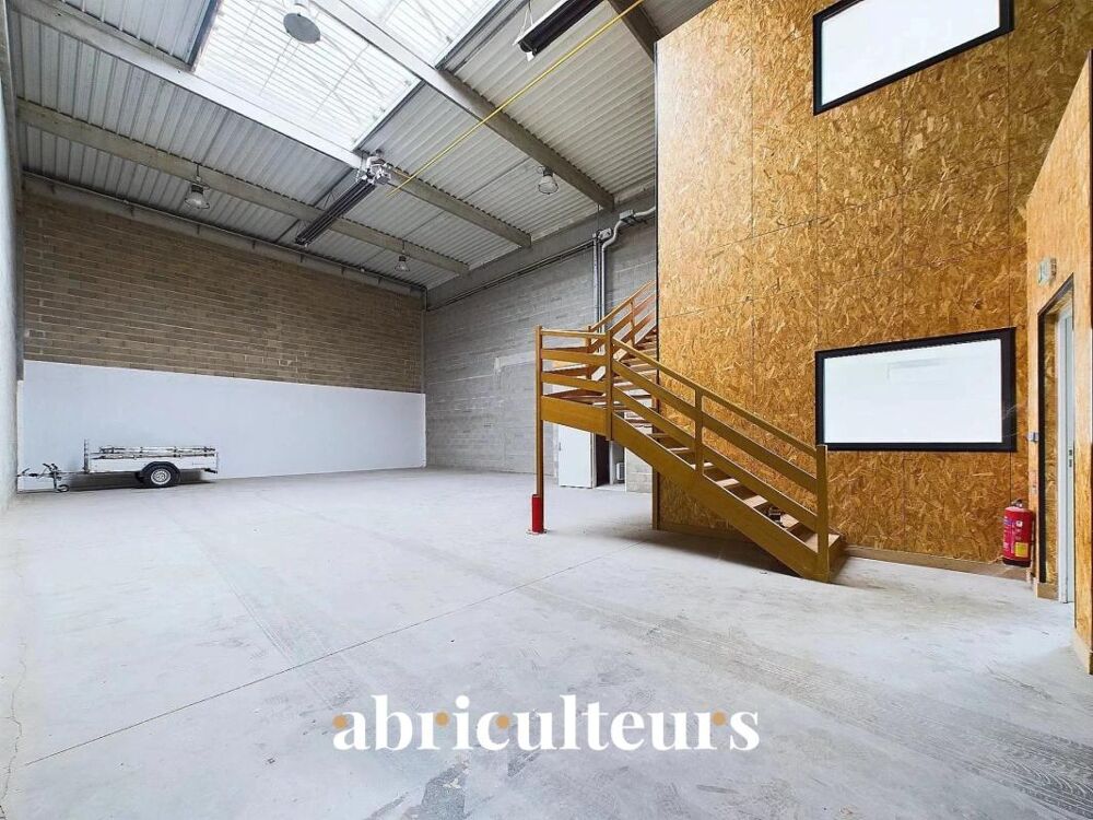  Local d'activité de 270 m² – proche Chartres et axes majeurs, à 1h de Paris en location (28630) 