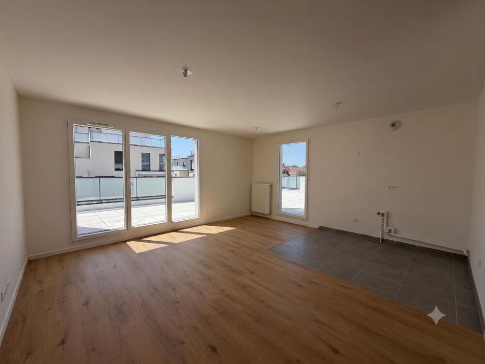 Vente Appartement DERNIER ÉTAGE 4 PIÈCES AVEC TERRASSE DE 50M2 ET PARKING AU CALME SUR JARDIN Noisy le grand