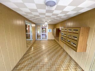  Appartement  vendre 4 pices 82 m