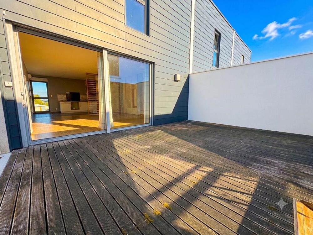 Appartement en Duplex de 70m2 , 2 chambres,,terrasse dans résidence sécurisée avec places de parking