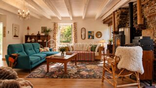 Vente Maison SAINT-NICOLAS-DES-EAUX – Maison en pierre de 193 m², charme et potentiel Plumeliau