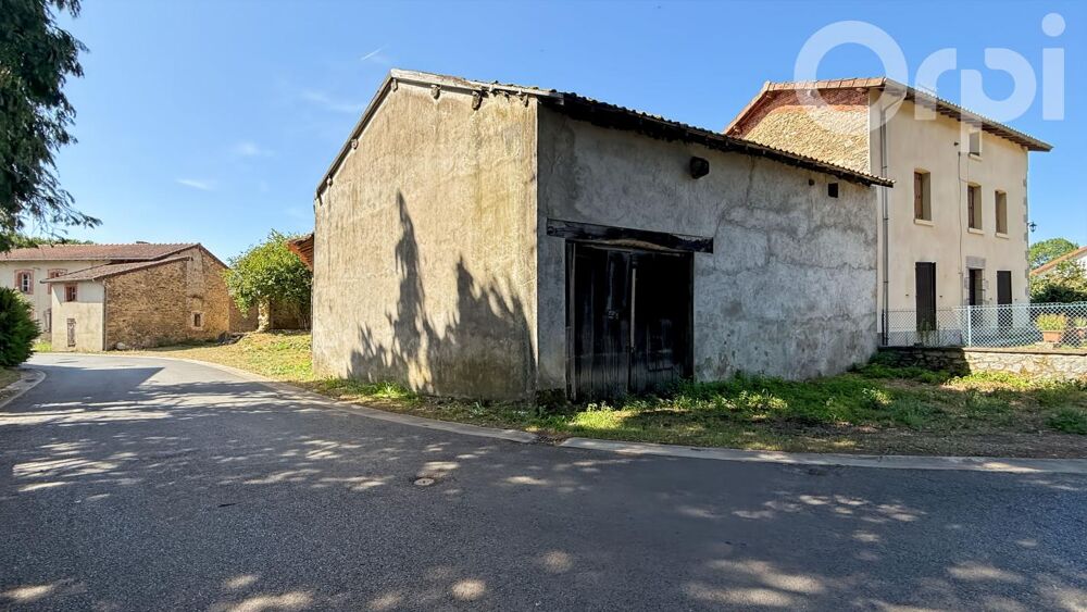 ? Maison à rénover avec ses 3 granges