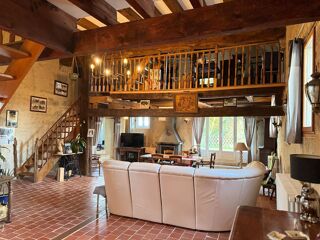  Maison � vendre 6 pi�ces 205 m�