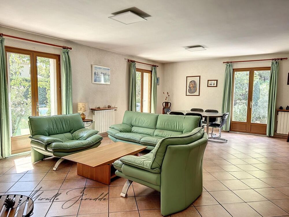 Saint Remy De Provence villa 5 pièces 128 m² avec piscine et dépendance