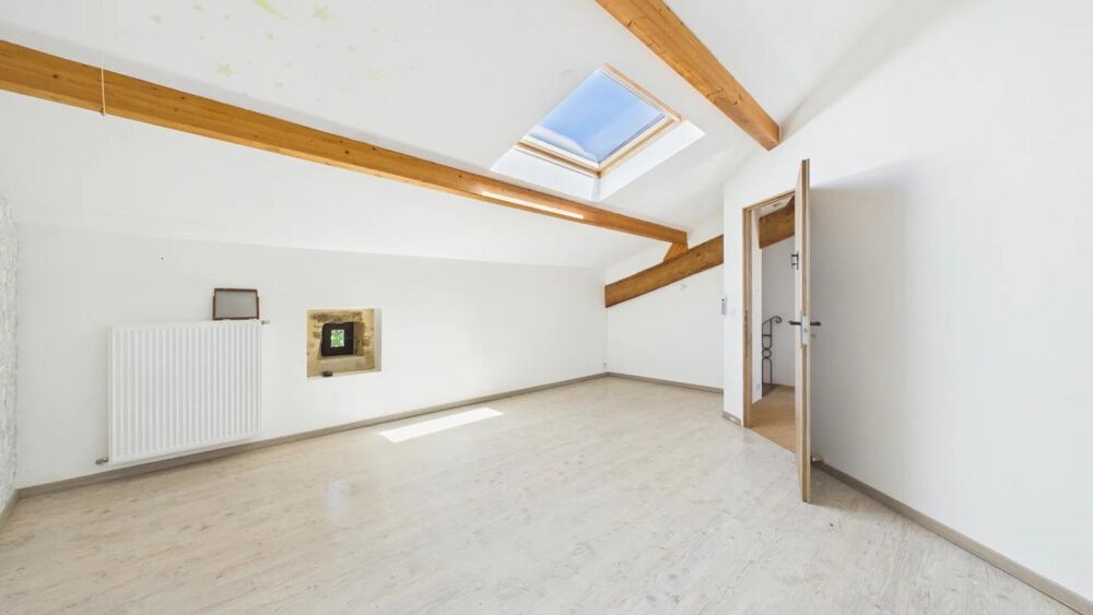 � vendre  Propri�t�/ch�teau Plats (07300)
