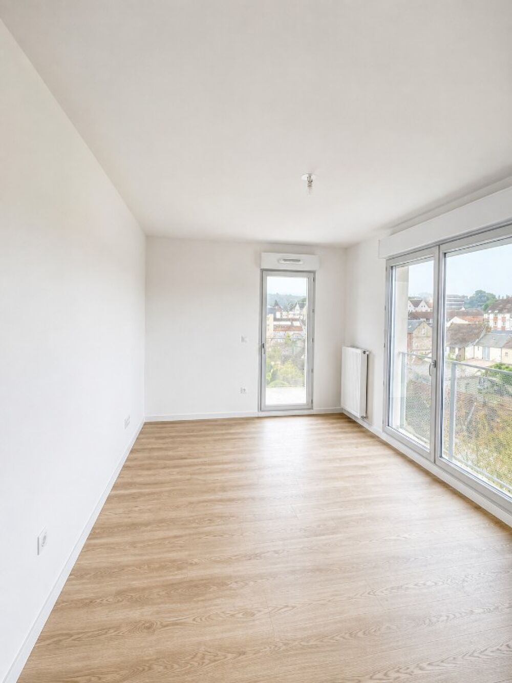 T3 avec parking et balcon à CLERMONT DE L'OISE