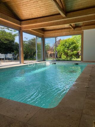  Maison  vendre 8 pices 280 m